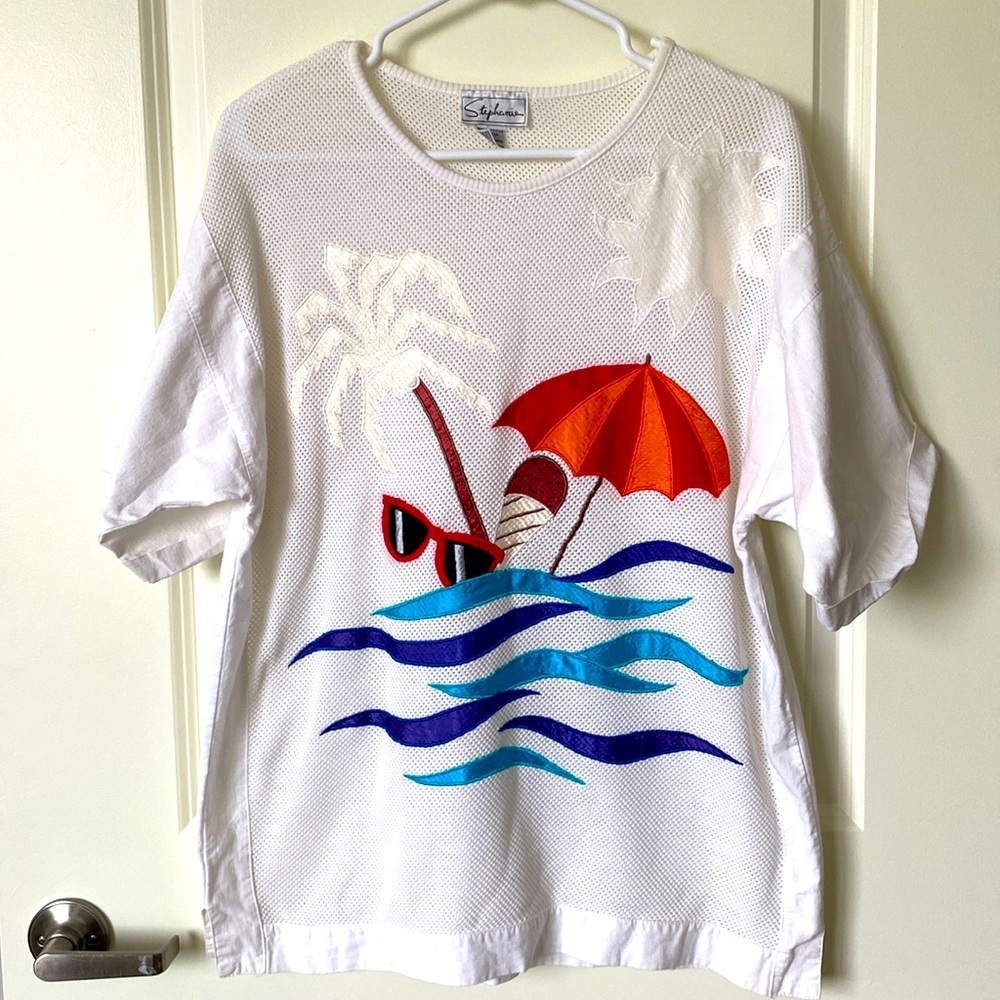 Stephanie Vintage T-shirt Top Ocean Beach Print
